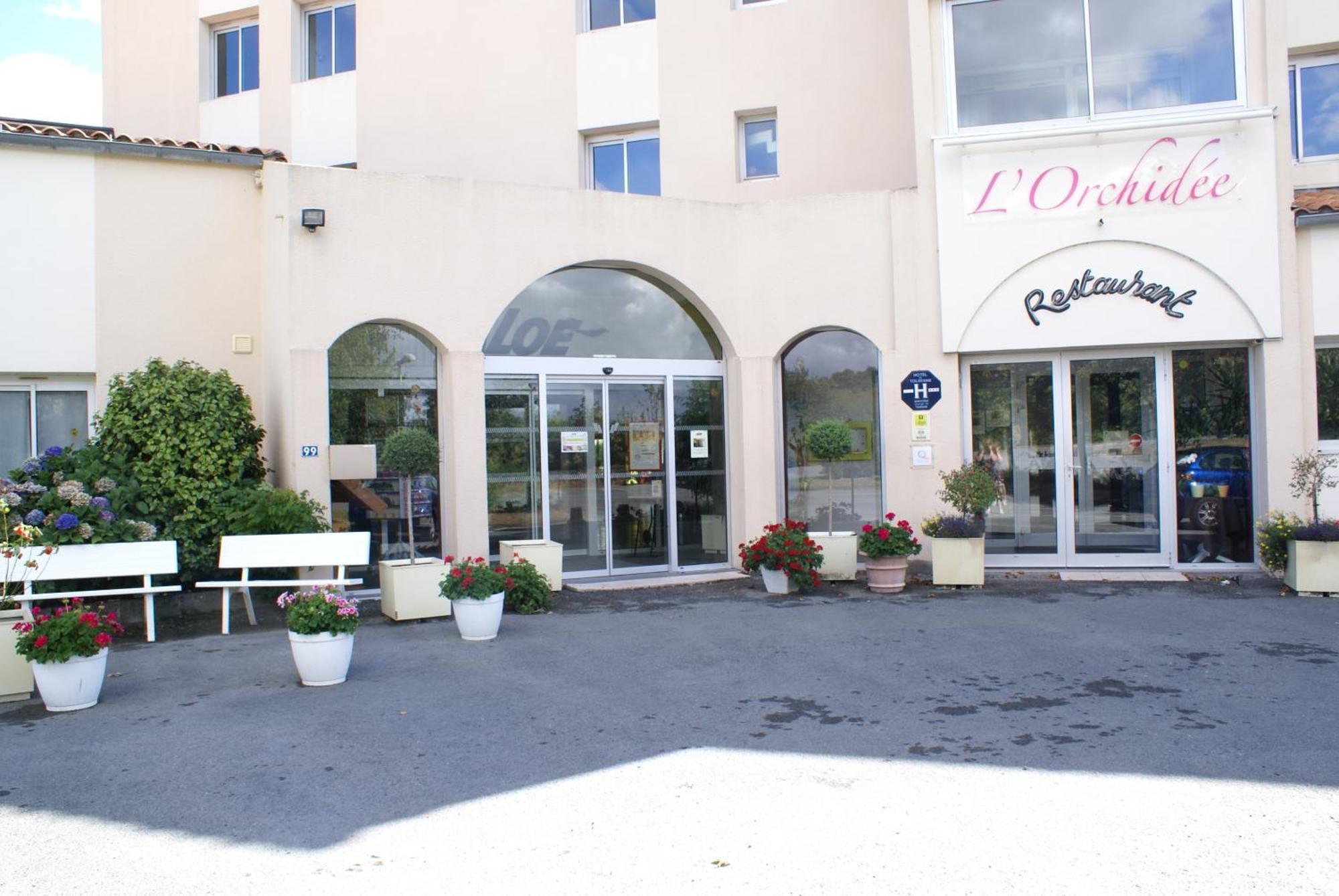 Logis Hotel Restaurant Aloe Les Herbiers Bagian luar foto