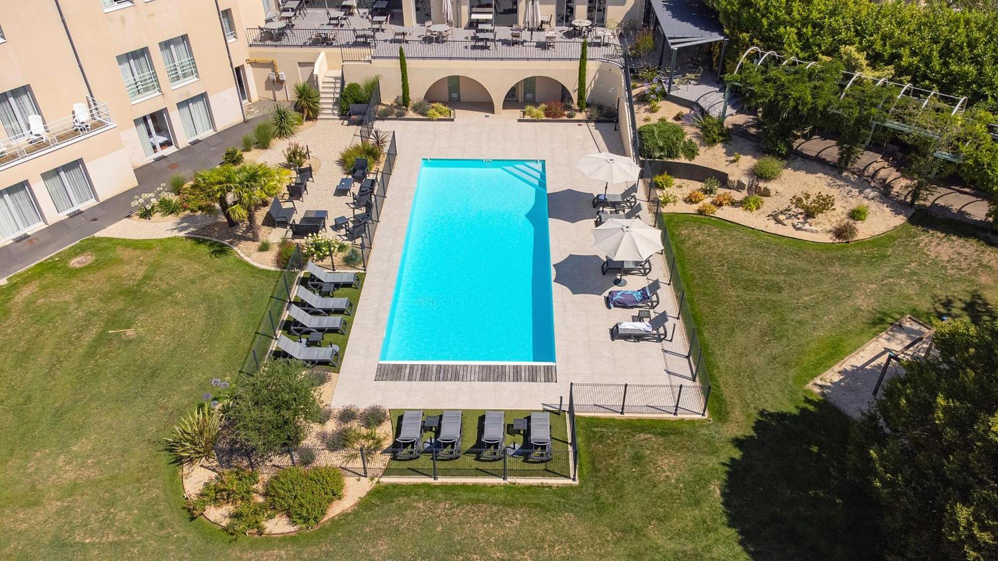 Logis Hotel Restaurant Aloe Les Herbiers Bagian luar foto