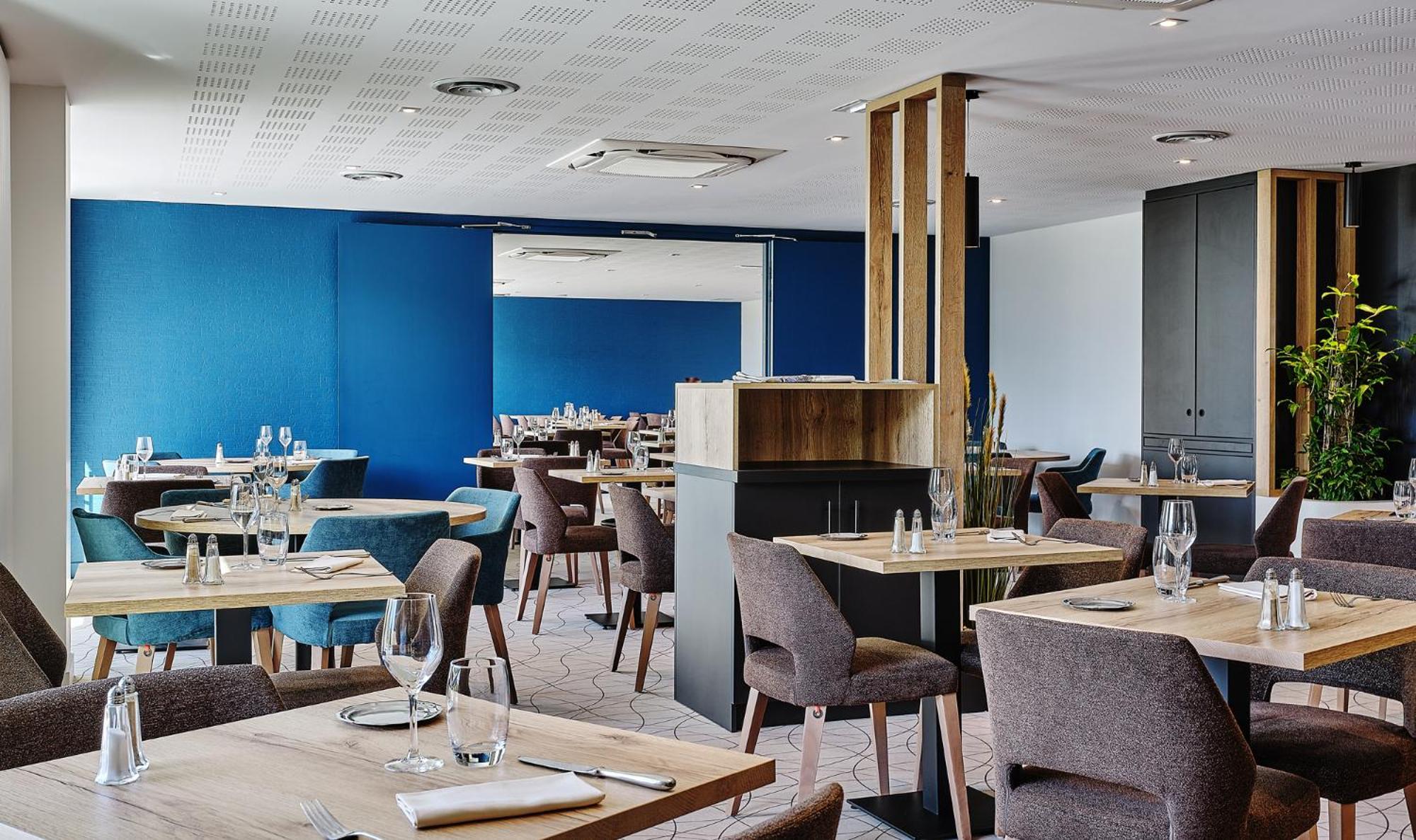 Logis Hotel Restaurant Aloe Les Herbiers Bagian luar foto