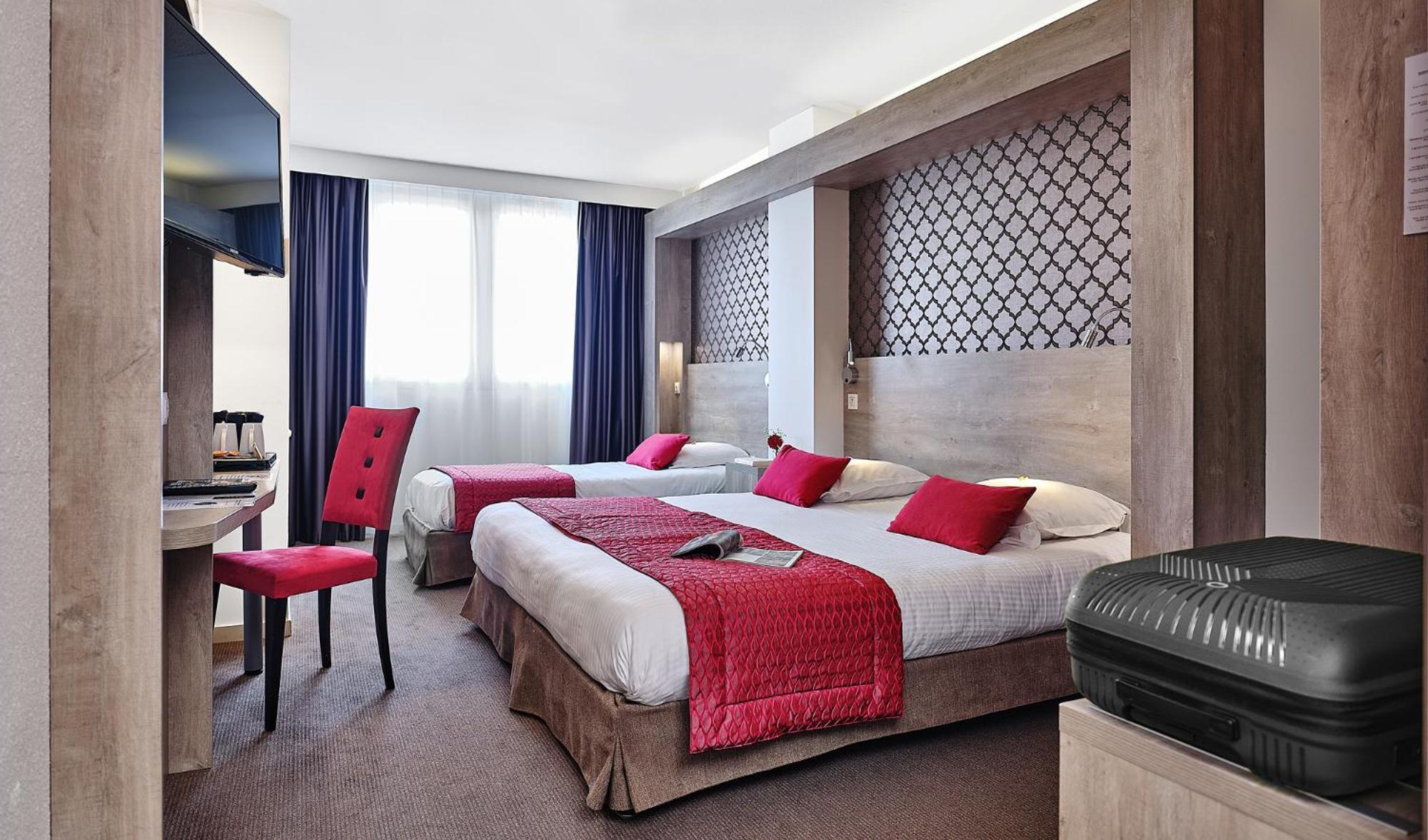 Logis Hotel Restaurant Aloe Les Herbiers Bagian luar foto